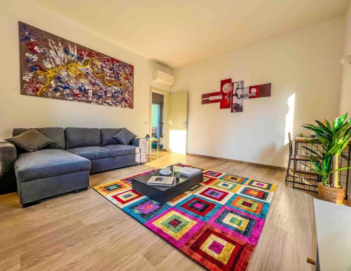 Malpensa 10 min & taxi service-AC -WiFi-Smartv2