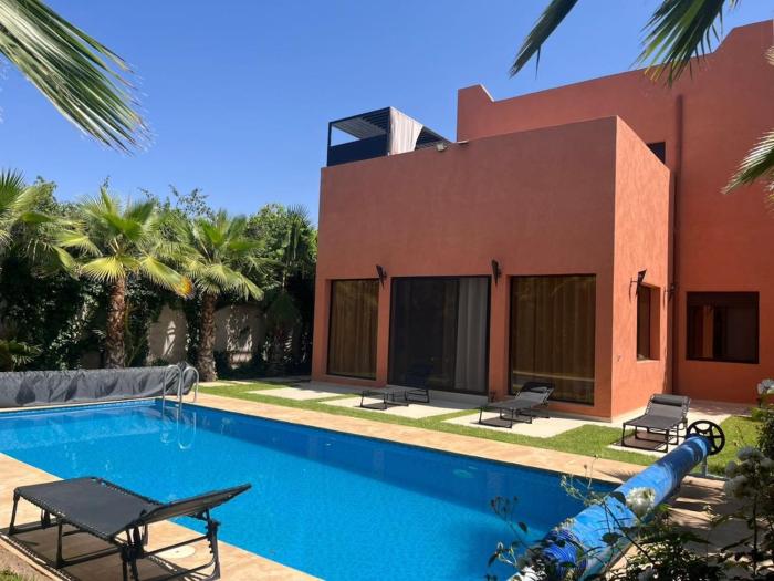 Charming villa in Marrakech, surrounded by nature, with pool and beautiful garden