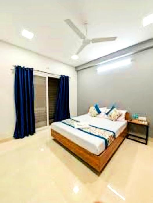 Hotel L-LuxuriousLodge Suites