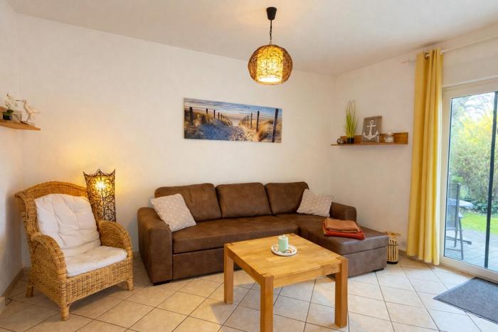 Strandwart Ferienwohnung Zingst mit Garten