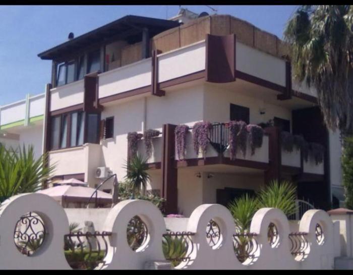 Bnb Sottosopra intero 3 stanze 8pax