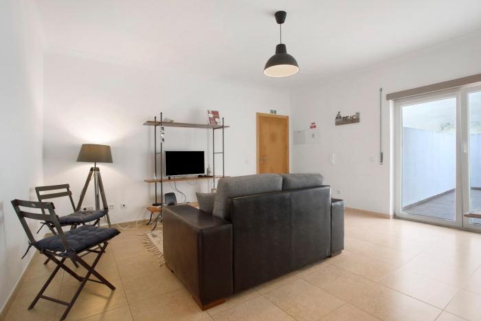 A O - Tina House Ferrel