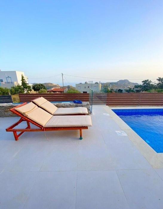 Isabella villa with private pool and scenic surroundings