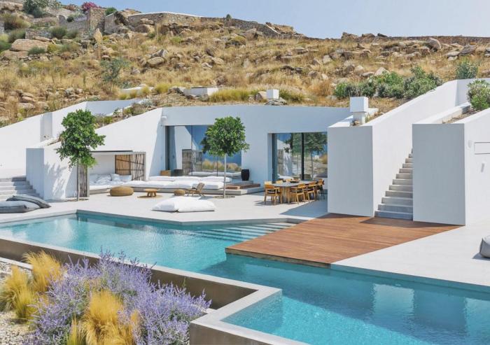 Luxurious Agios Stefanos Villa 6 Bedrooms, Private Pool, Stunning Views