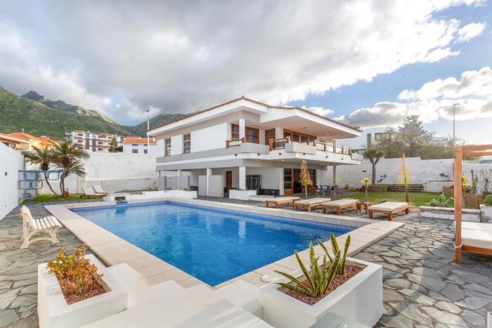 Karat Villa Bajamar Seaview