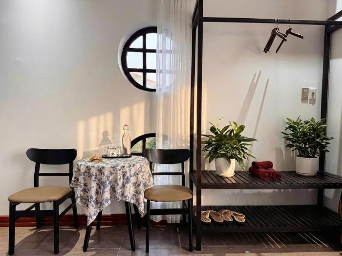 The Wooden Page - Rest in the Stories