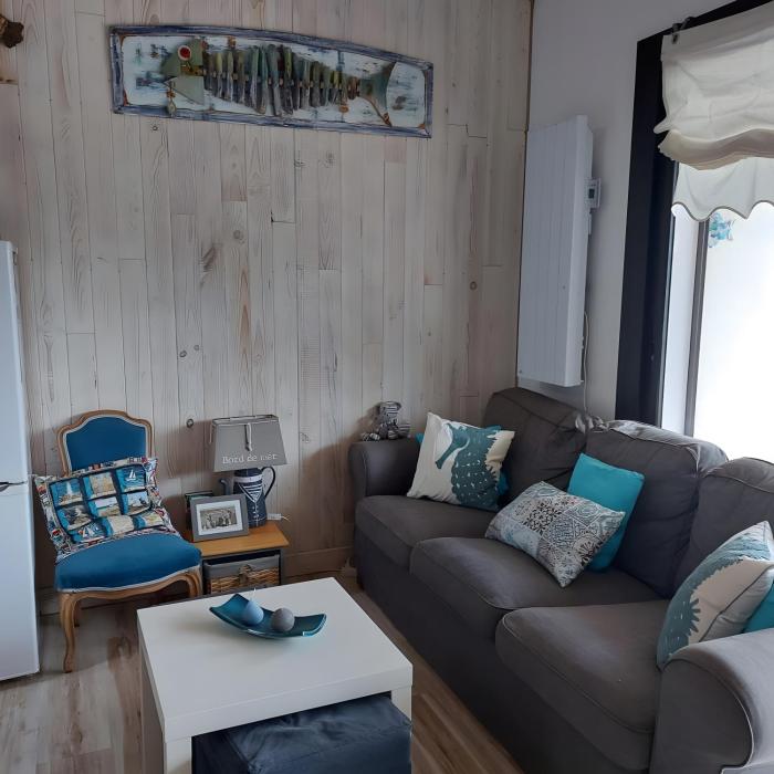 Petite Villa En Bord De Mer
