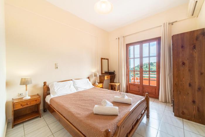 Arianna apartment 11