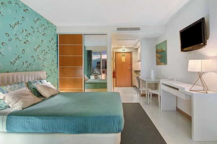 Dfm Happy Days D - Funchal