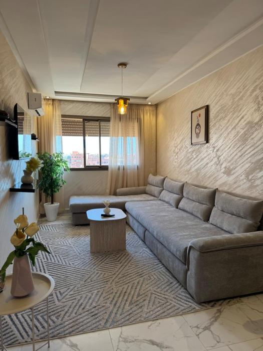 Modern & Elegant Apartment in a Prime Location