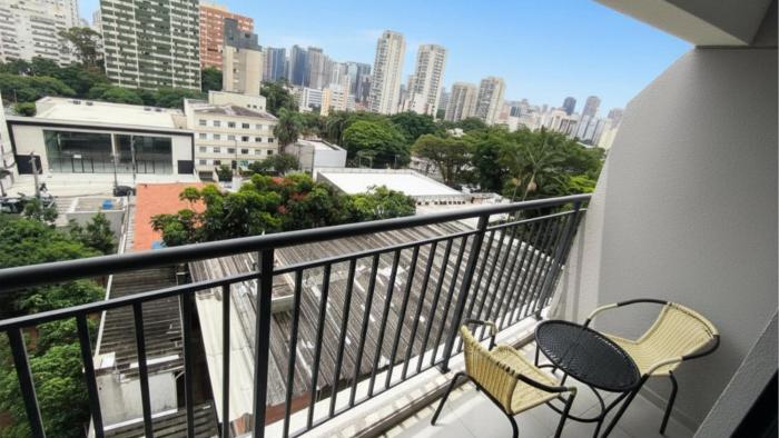 Studio Design: 600m Metrô | Ar Cond. & Wi-Fi 500mb