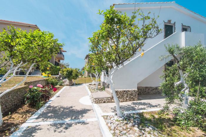 Mirage Arillas Apartment C