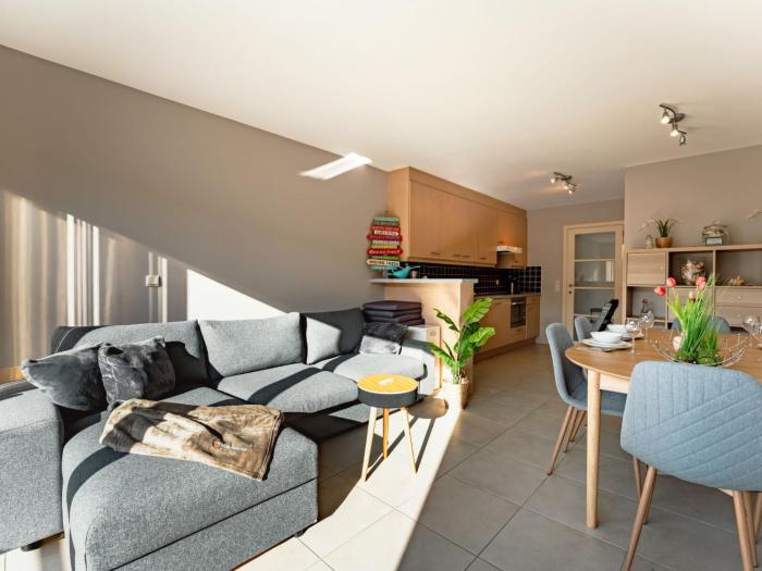 Apartment Zandloper with balcony by Interhome