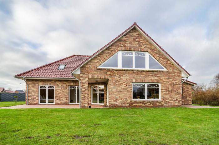 Mediterranes Flair mit Seeblick