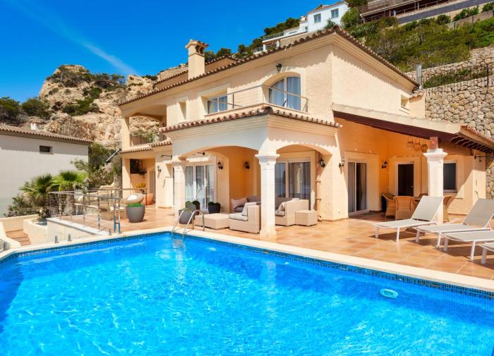 Ses Gavines In Cala Moragues