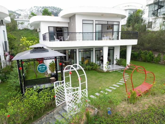 Biệt thự nghỉ dưỡng IVORY VILLAS & RESORT