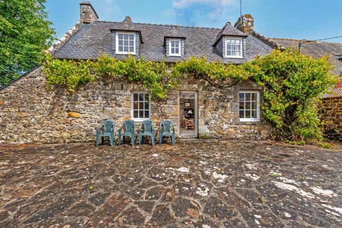 Penn ar Bed 5kms des plages