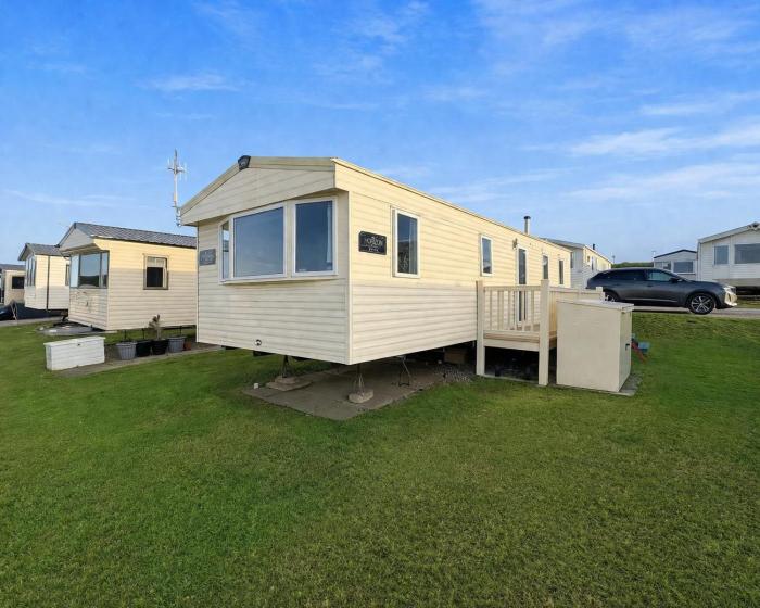 Brilliant 8 Berth Caravan At Reighton Sands Holiday Park, Haven Ref 61053Rc