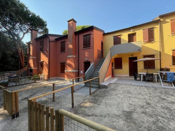 Beachside Italian Villa for 6