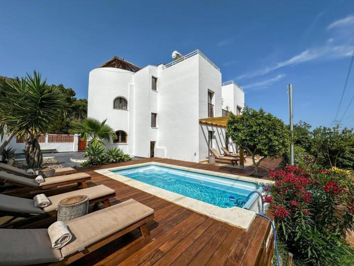 Villa Retreats