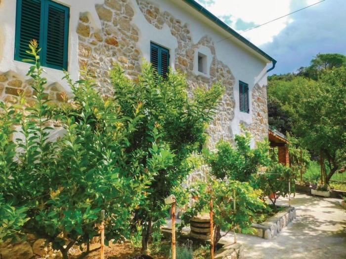 Holiday Home für 6 Personen in Supetarska Draga by Interhome