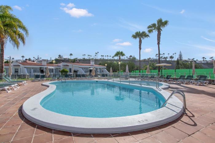 Vista Verde Adults Only
