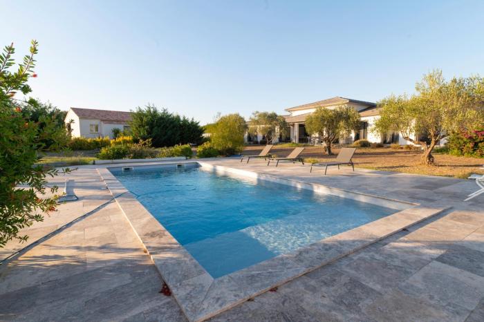 Villa Helychrisa
