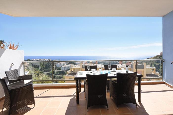Campos del Mar 476
