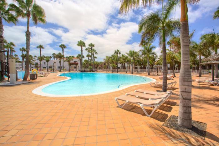 Oasis Duna_ Casa Elena Pool