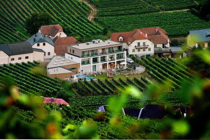 Boutiquehotel WEINSPITZ & Weingut STRAWANZER Donabaum