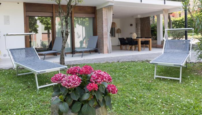 Apartment Garden Vill Lago
