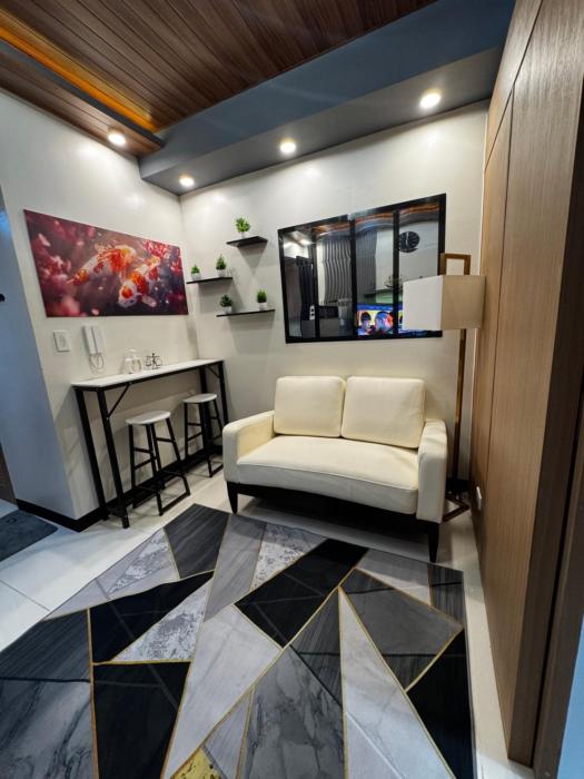 J and J RED Residence