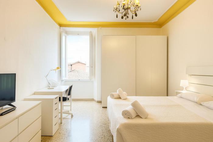 Top Floor - Panoramic Roof View - Quiet and Central
