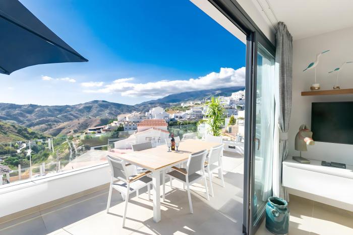 Stunning apartment in Cómpeta