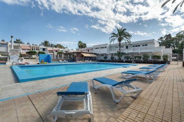 Big 2-bedroom in Tenerife South