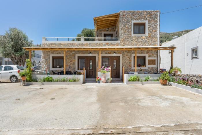 Iliana Apartments