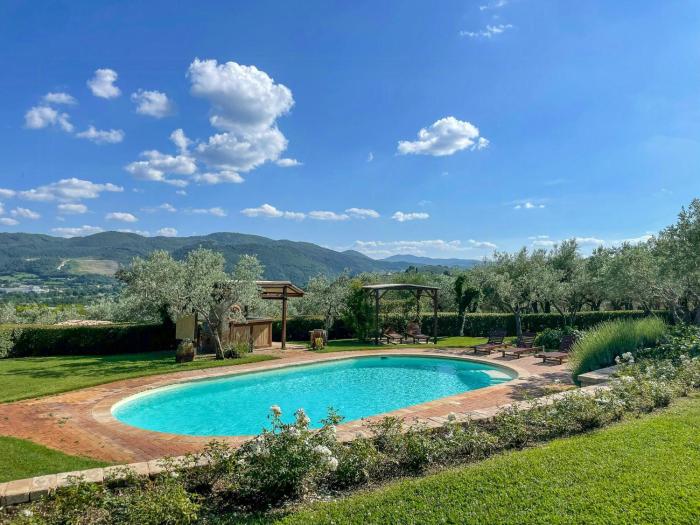 Late 1800S Villa With Pool, View And Yoga Studio