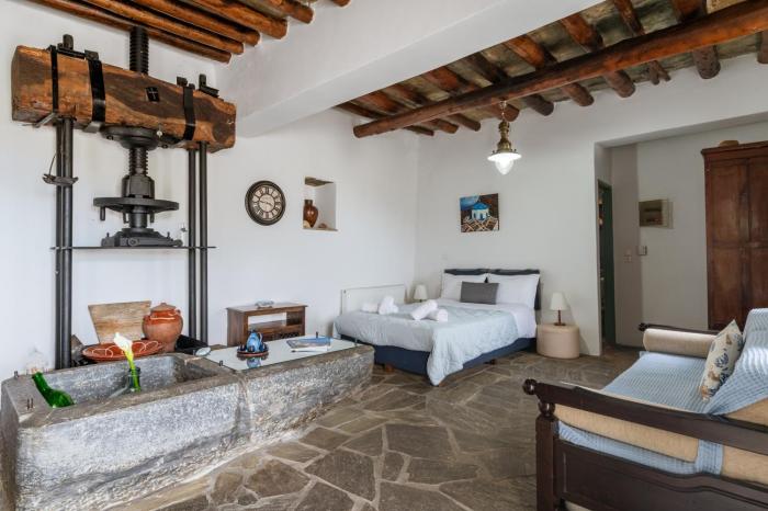 Olive Guesthouse near farm