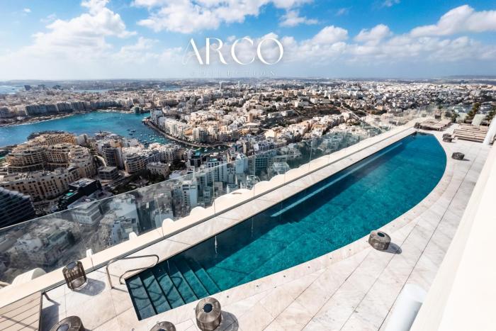 Mercury Tower Exclusive 1BR w Rooftop Pool by Arco Collection