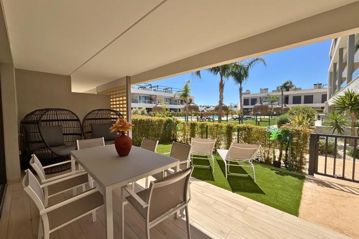 Casa Rosalia Lake by Rental Hero