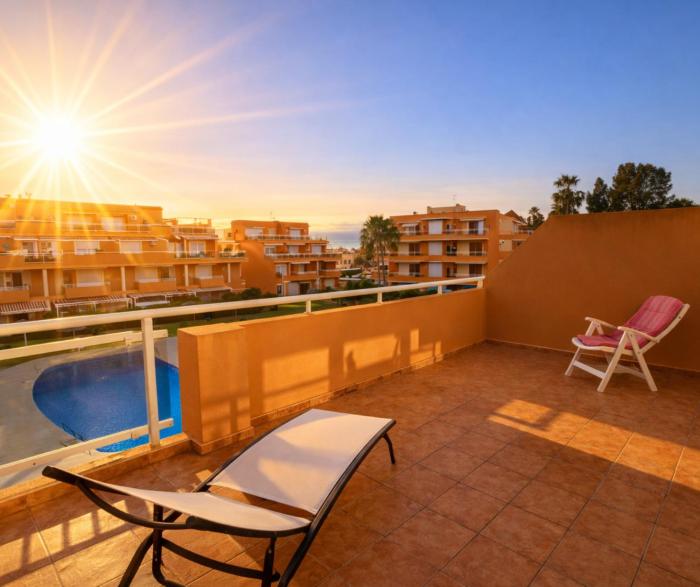 Apartamento Jardines de Dénia con terraza privada y piscina by Family Homes Rentals