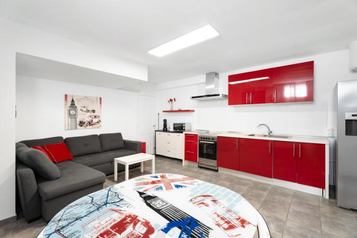 Fairways Apartments Heated Pool