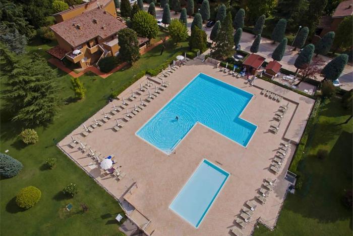 Sirmione Lago & Piscina – il tuo angolo di pace