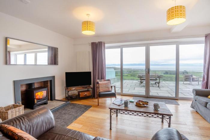 3 Bed in Pwllheli oc-bow77