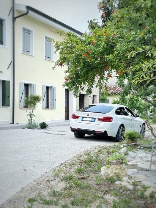 Valdobbiadene - free parking - Colline Prosecco