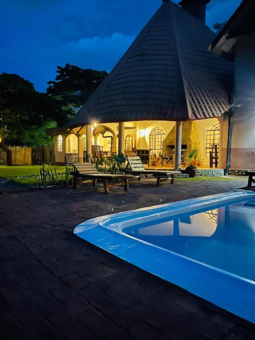 Kitunduni Lodge