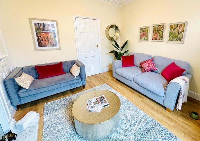Hip Hideaway in the trendiest part of Town