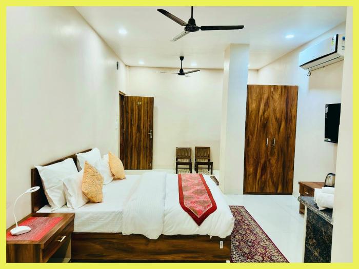 Neelkanth Guest House