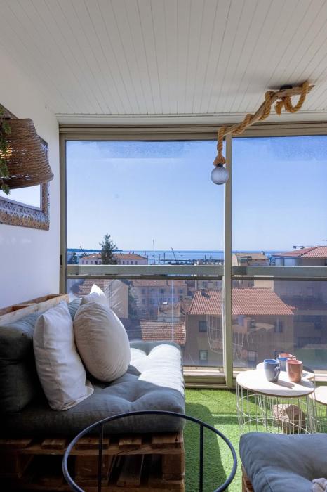 Îles Marghon - Terrace sea view, 10mn from Palais, close to city center