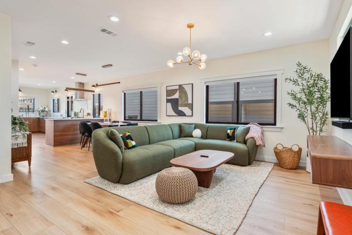 Family OasisHeated-Chilled PoolLegendary TexMex